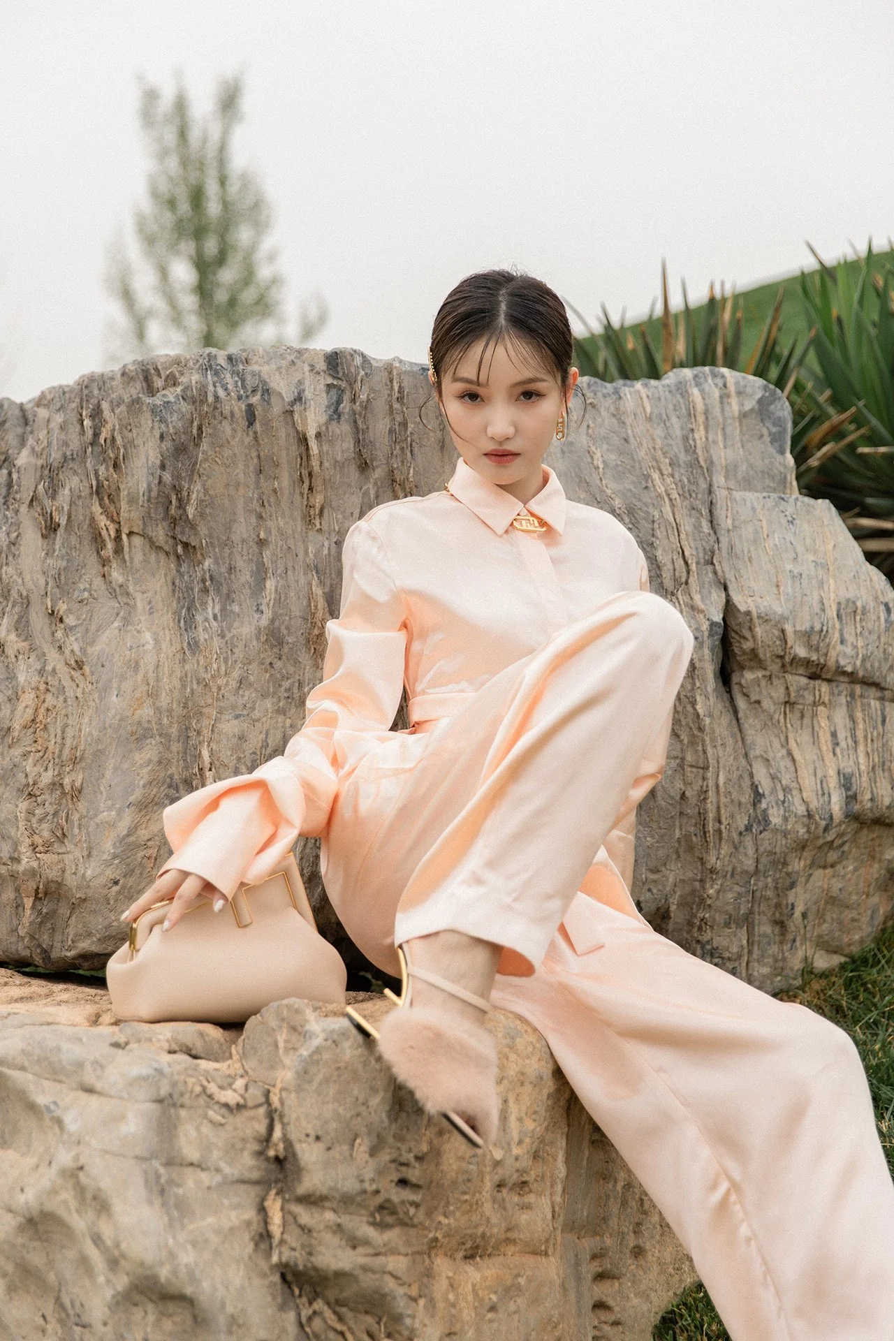 Fendi - первая розовая кожаная сумка