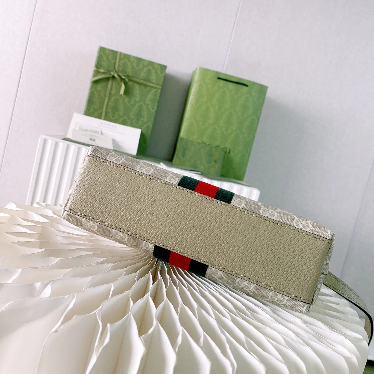 Сумка Gucci Ophidia Shell через плечо - 23 см - 5x19x8 см