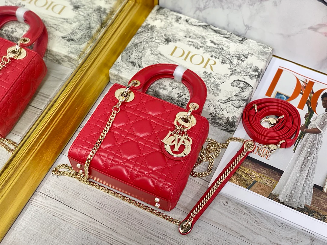 Миниатюрная сумочка Dior Lady Dior - 