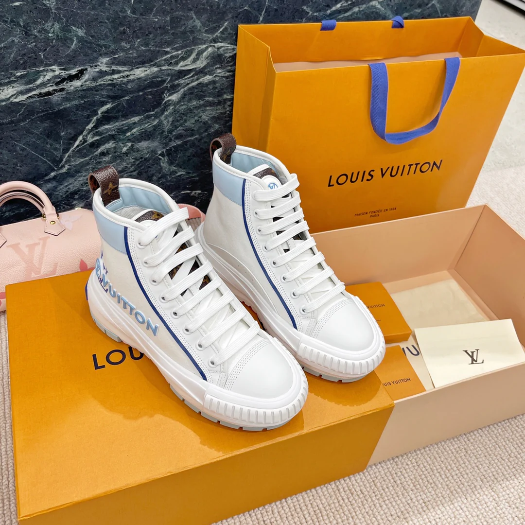 Кроссовки серии LV-Squad - белые и синие
