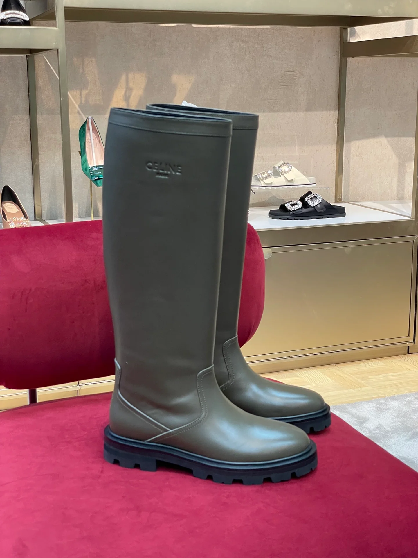 Celine - Новинка сезона осень/зима 2022 - Ботинки на платформе