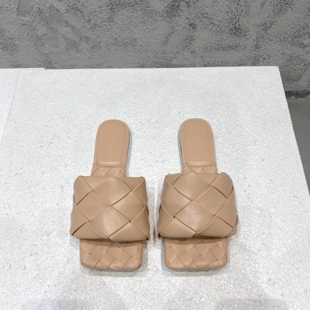 Новинка сезона весна/лето 2021 от BV - Плоские плетеные тапочки - Абрикосовый цвет