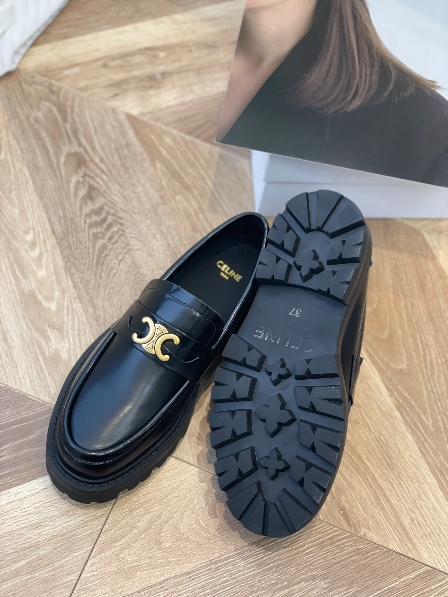 Туфли Celine Arc de Triomphe в афро-стиле - черные