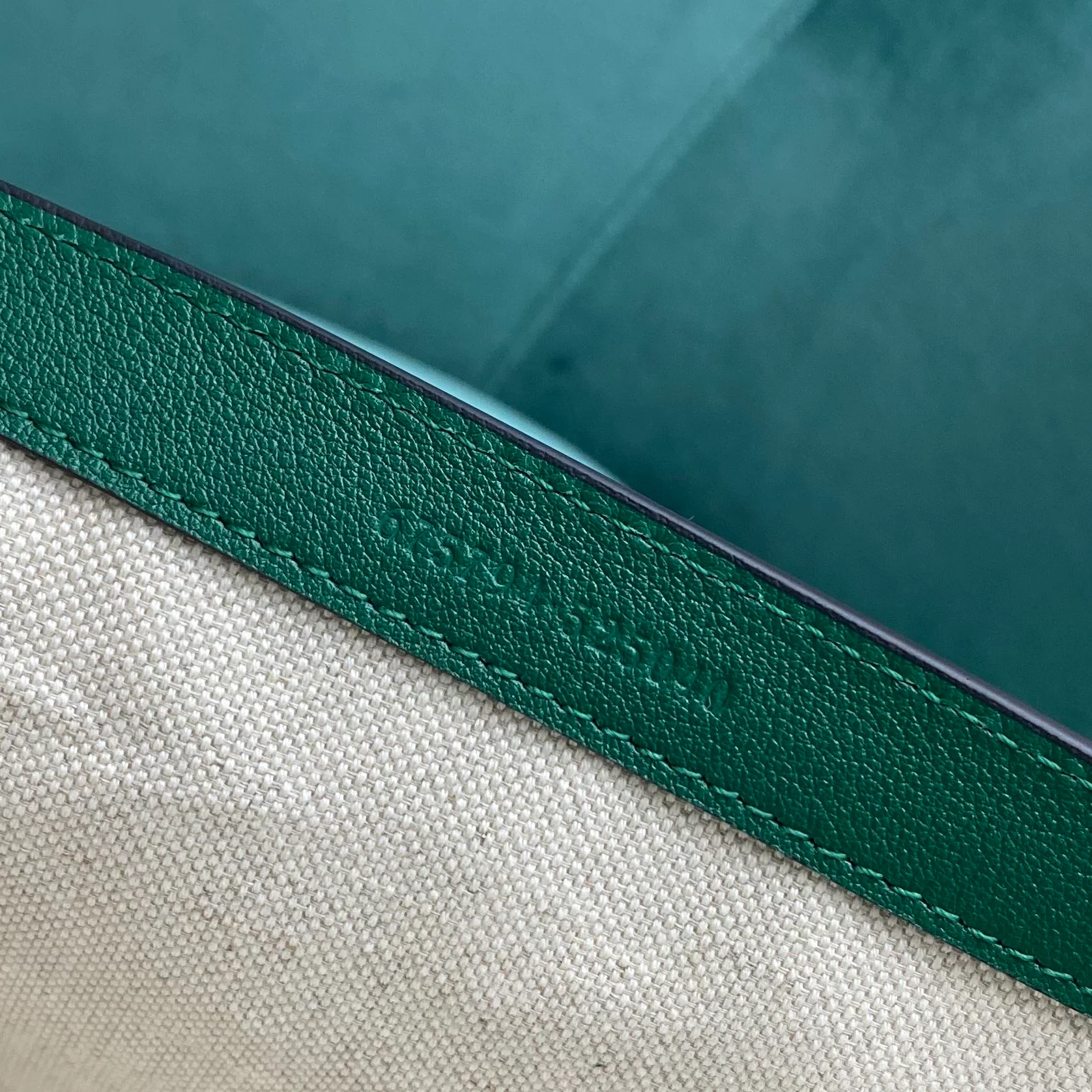 Сумка Gucci Retro с бамбуковой цепочкой - Большая - 1