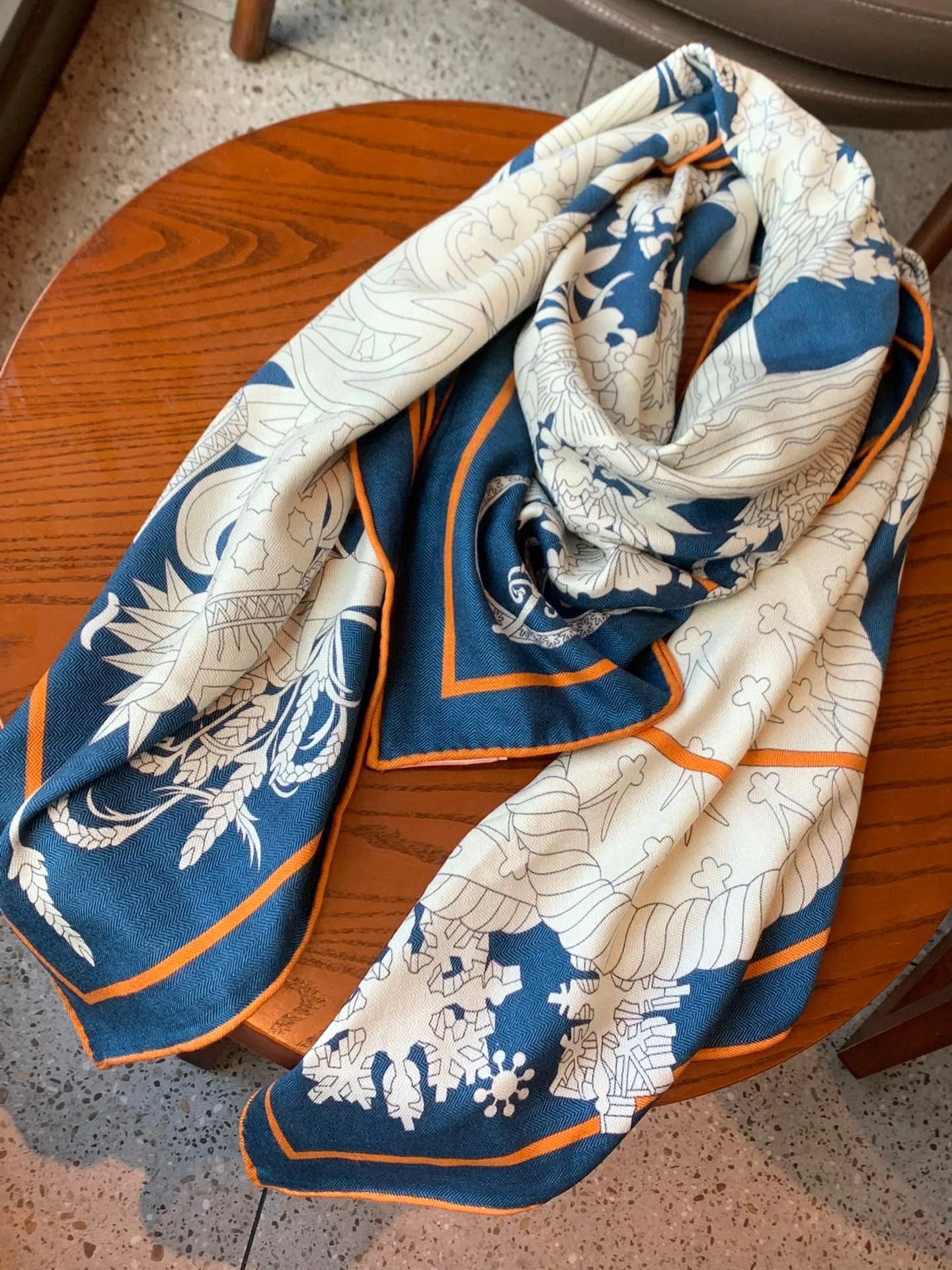 Премиальный двухцветный шарф Hermes - 140 см - Шелк и кашемир