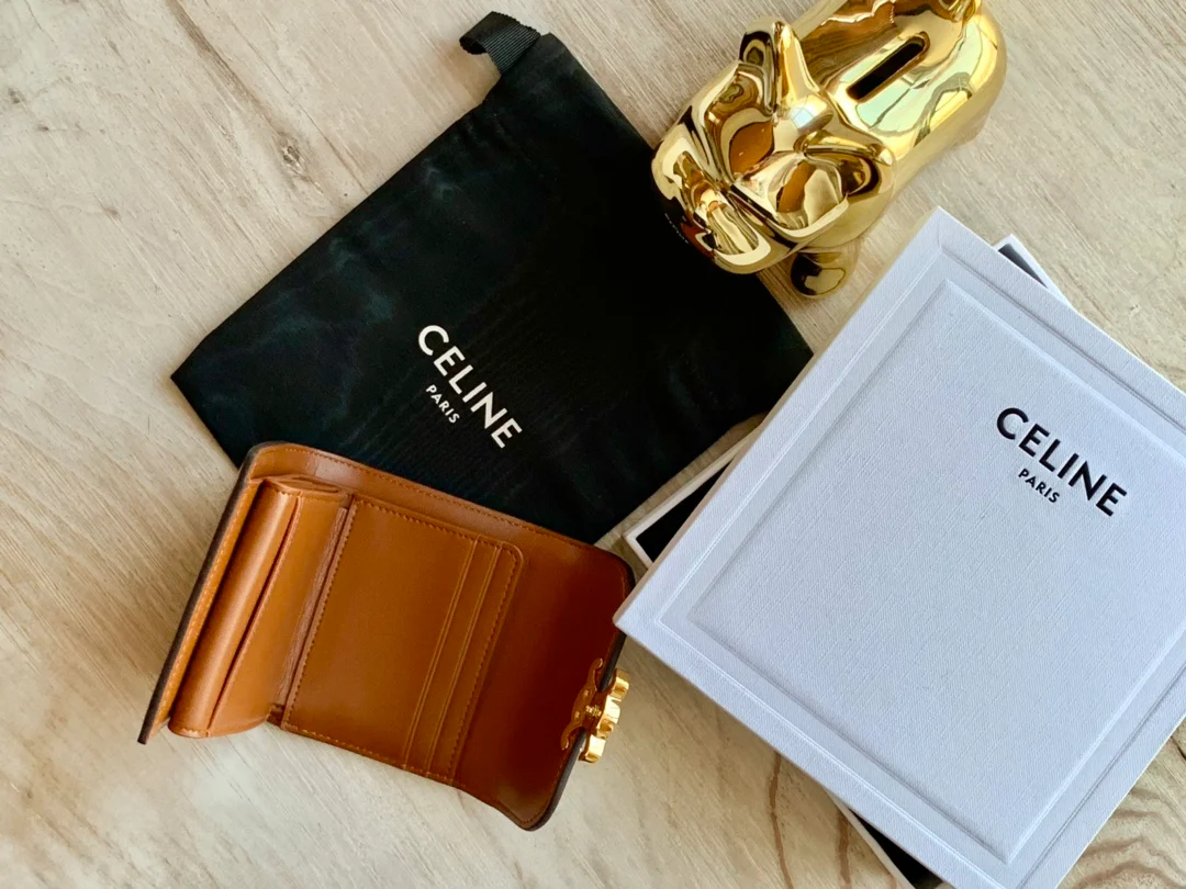 Кошелек Celine Small Flap Wallet - Ткань и коровья кожа - 1 шт.