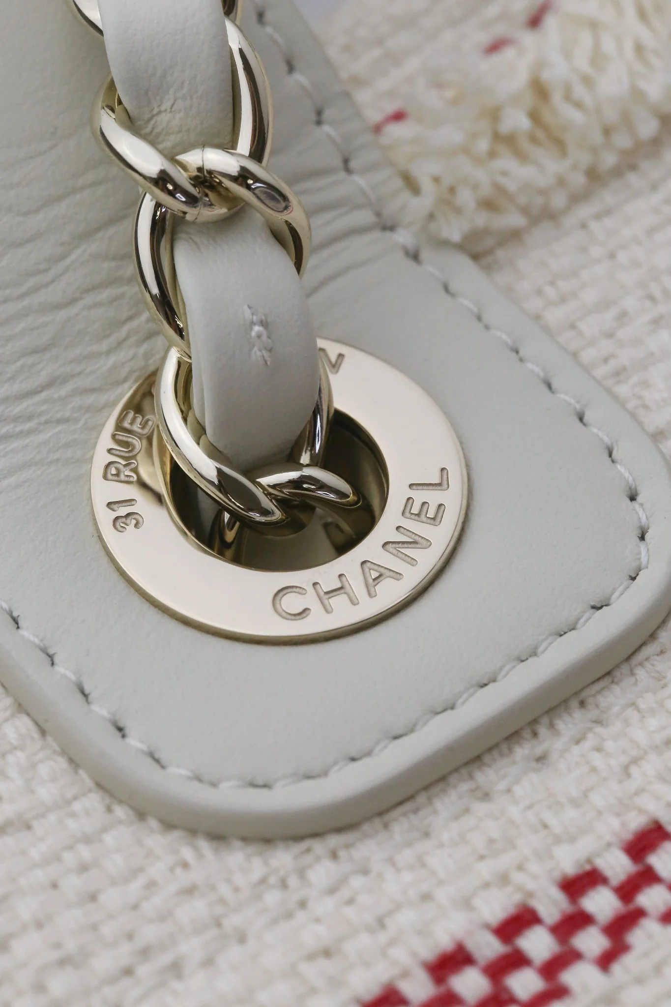 Пляжная сумка Chanel 25c, косметичка, красно-синяя.