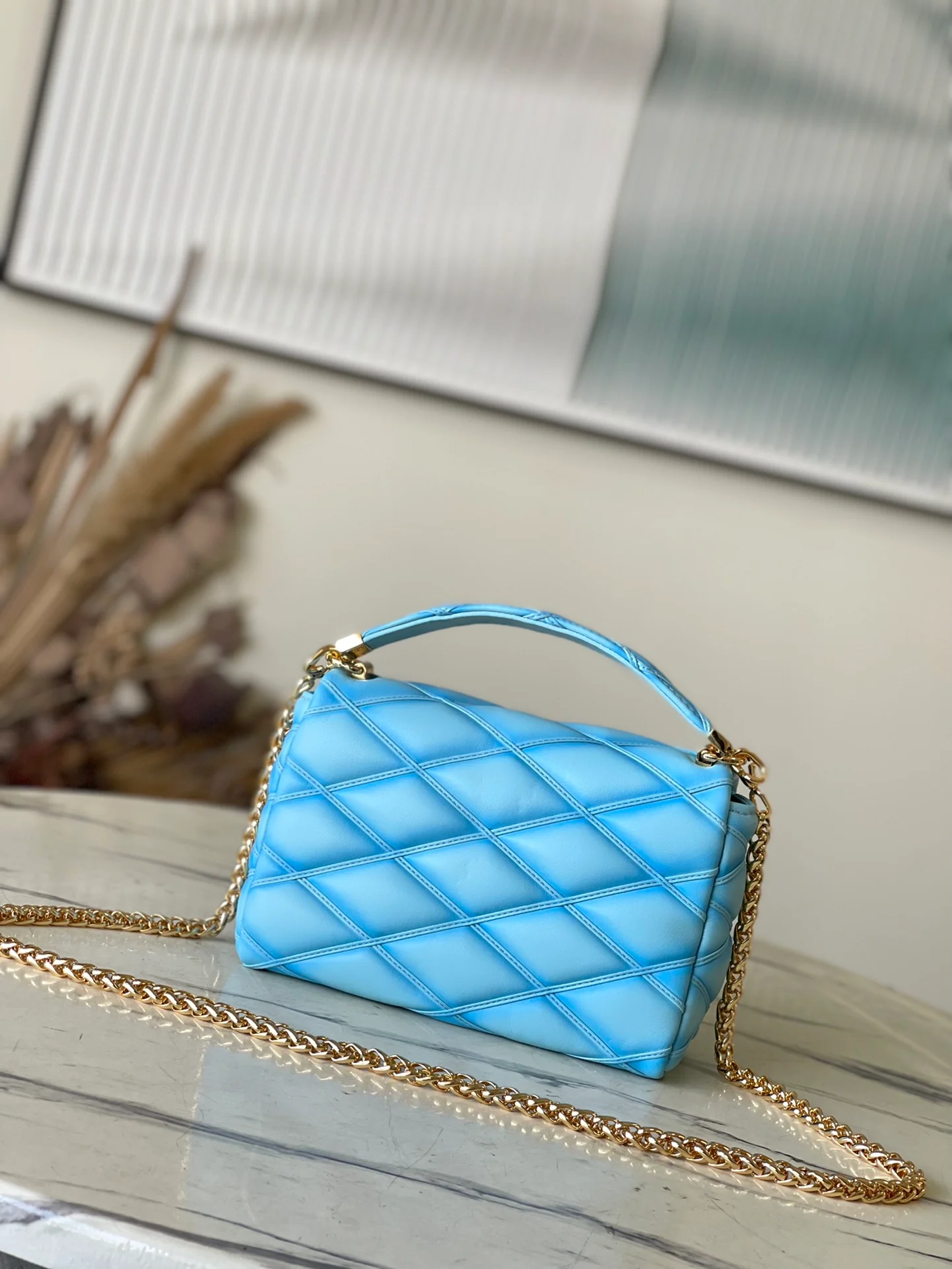 m24185-LV-go-14-mm-Medium-Handbag/Crossbody Bag-Light Blue