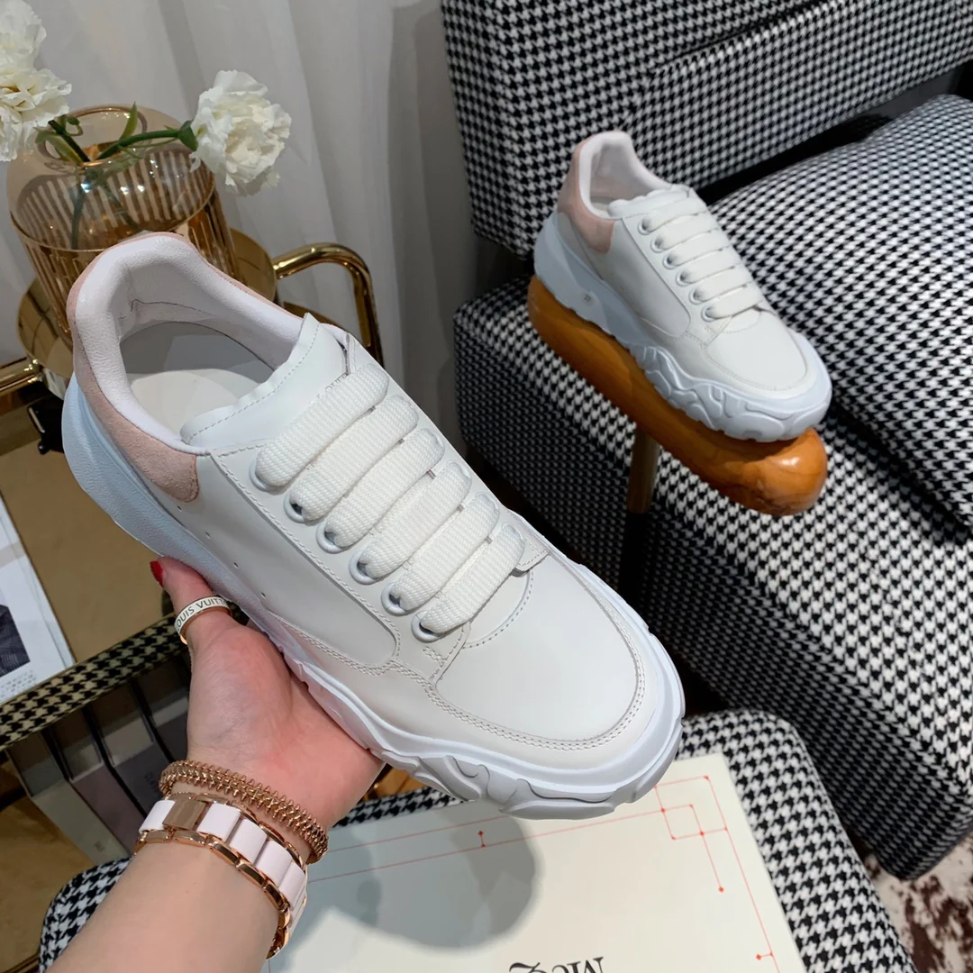 McQueen - Новые кроссовки - Розовые замшевые туфли на каблуке