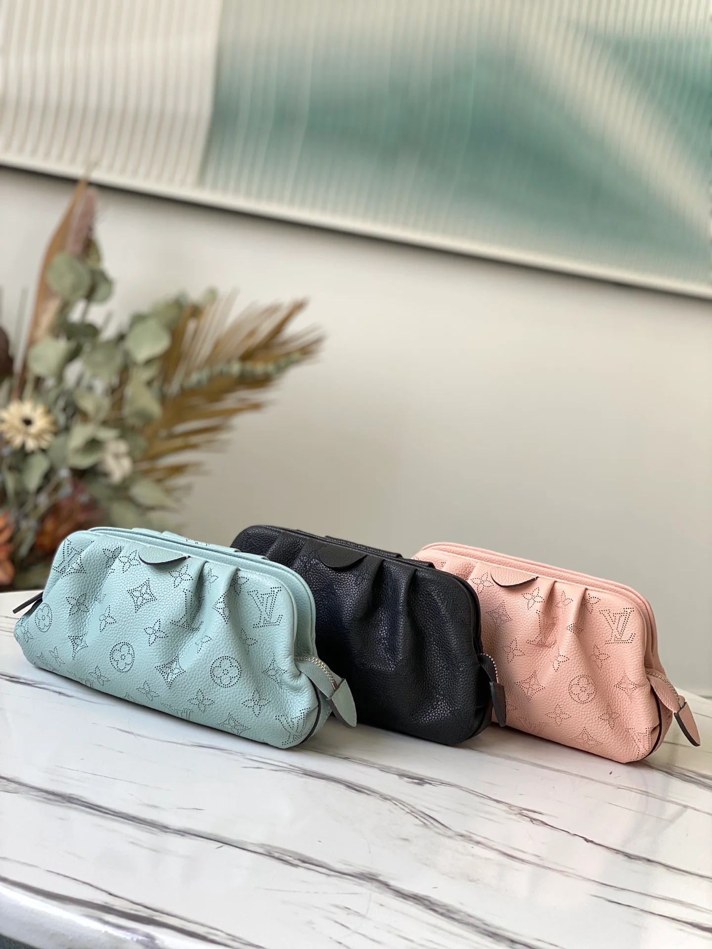 lv-m80092-scala-mini handbag