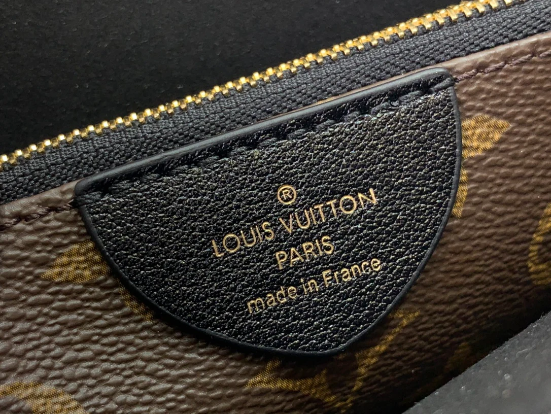 LV-m13140-nova-маленькая сумочка-черная