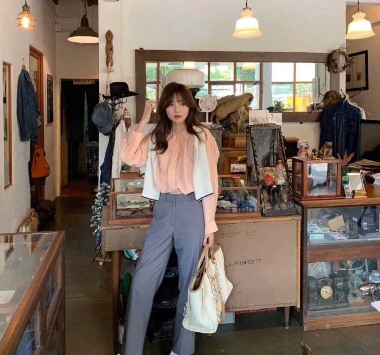 Большая пляжная сумка Chanel в бежевую полоску