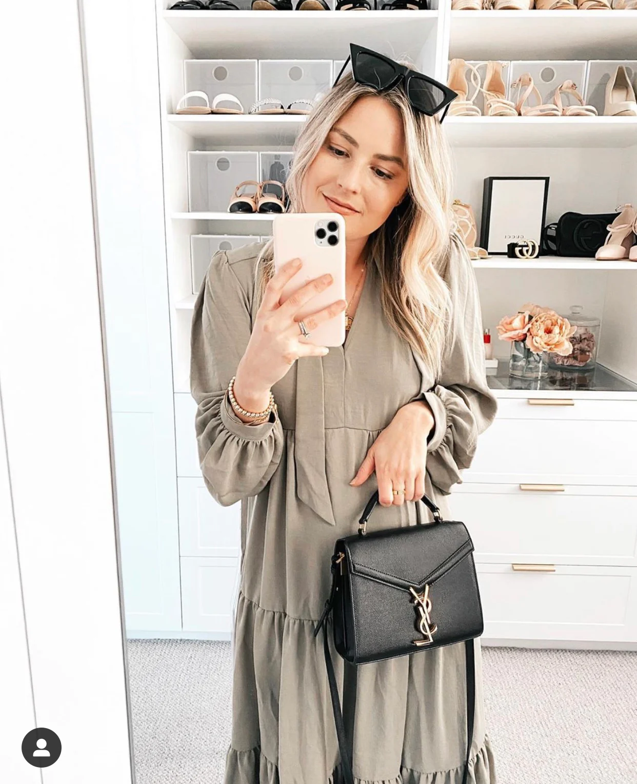 YSL Cassandra - Body Sharing - 1