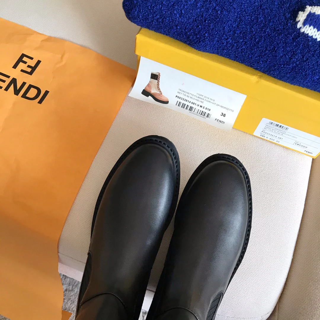 Ботинки-носки Fendi до середины икры - 1