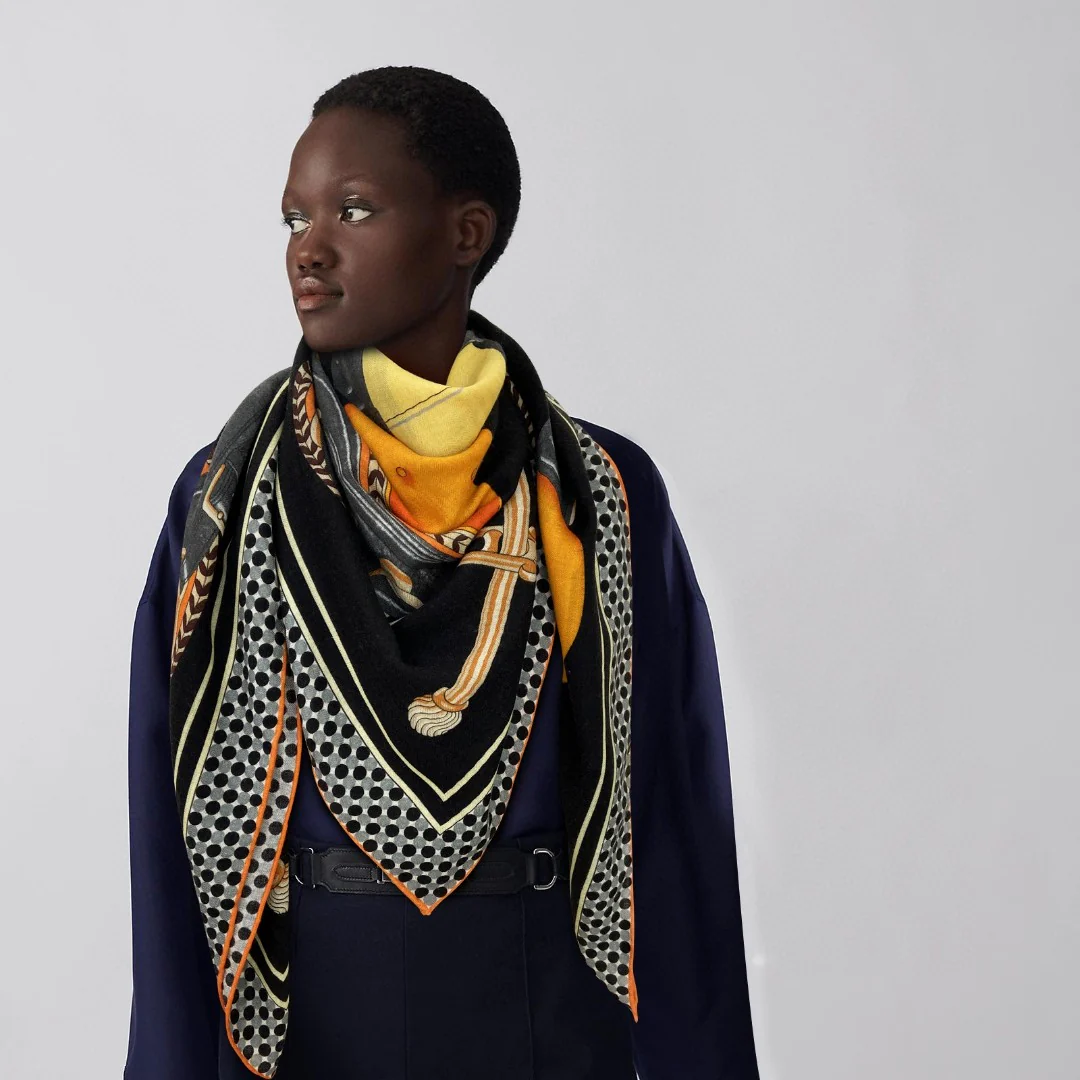 Hermes - Шарф Mr. Coach Square Scarf - 140 см - 70% кашемир - 30% шелк - 2 шт.