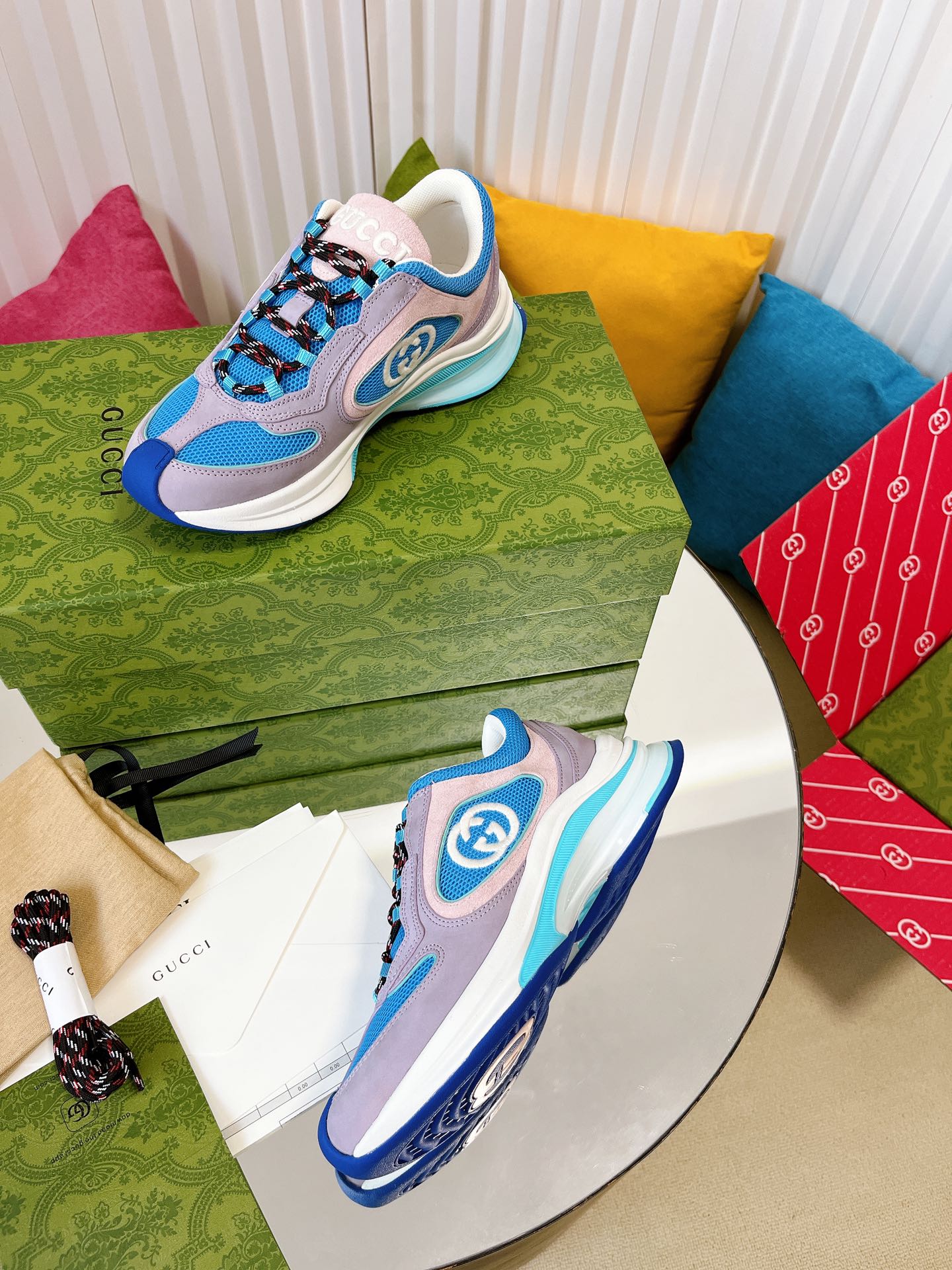 Новинка Gucci 2023 года - Серия Run - Кроссовки - Синие - Унисекс