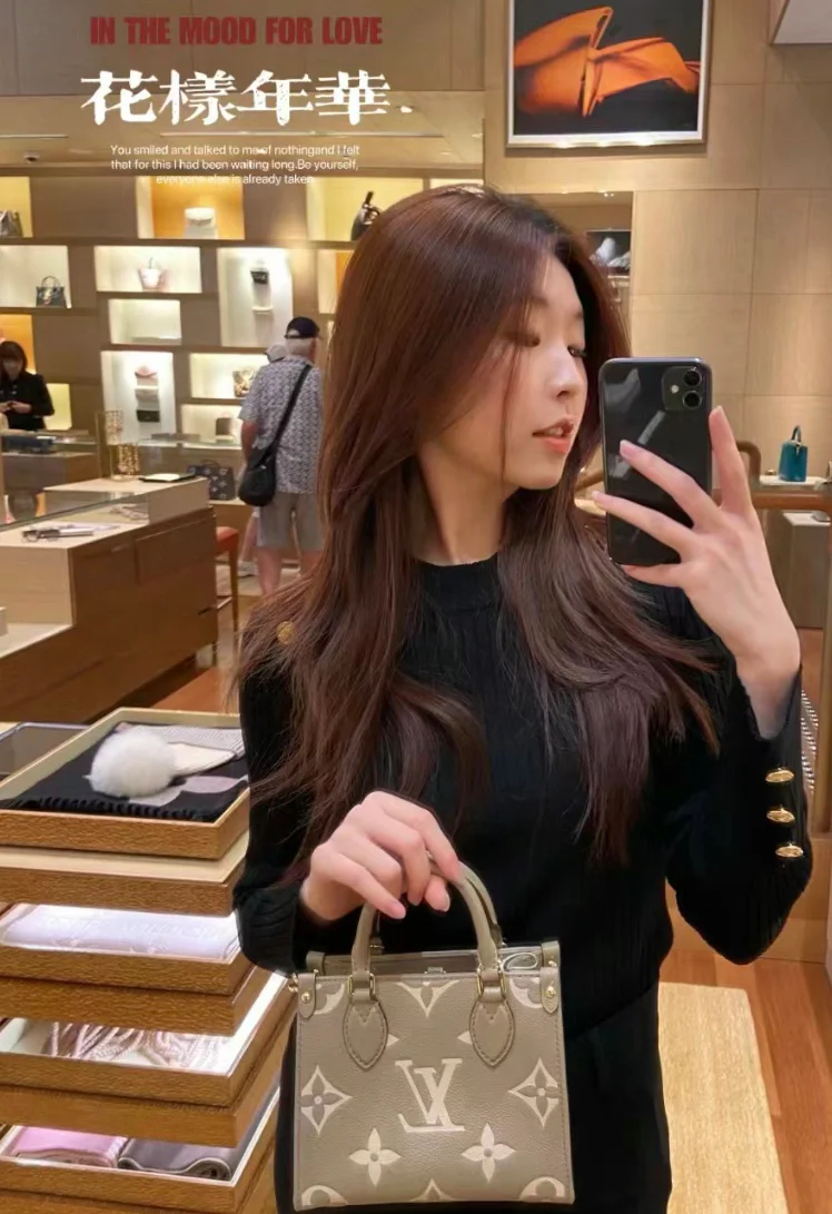 LV-m47054-onthego-bb мини-сумочка светло-коричневого цвета