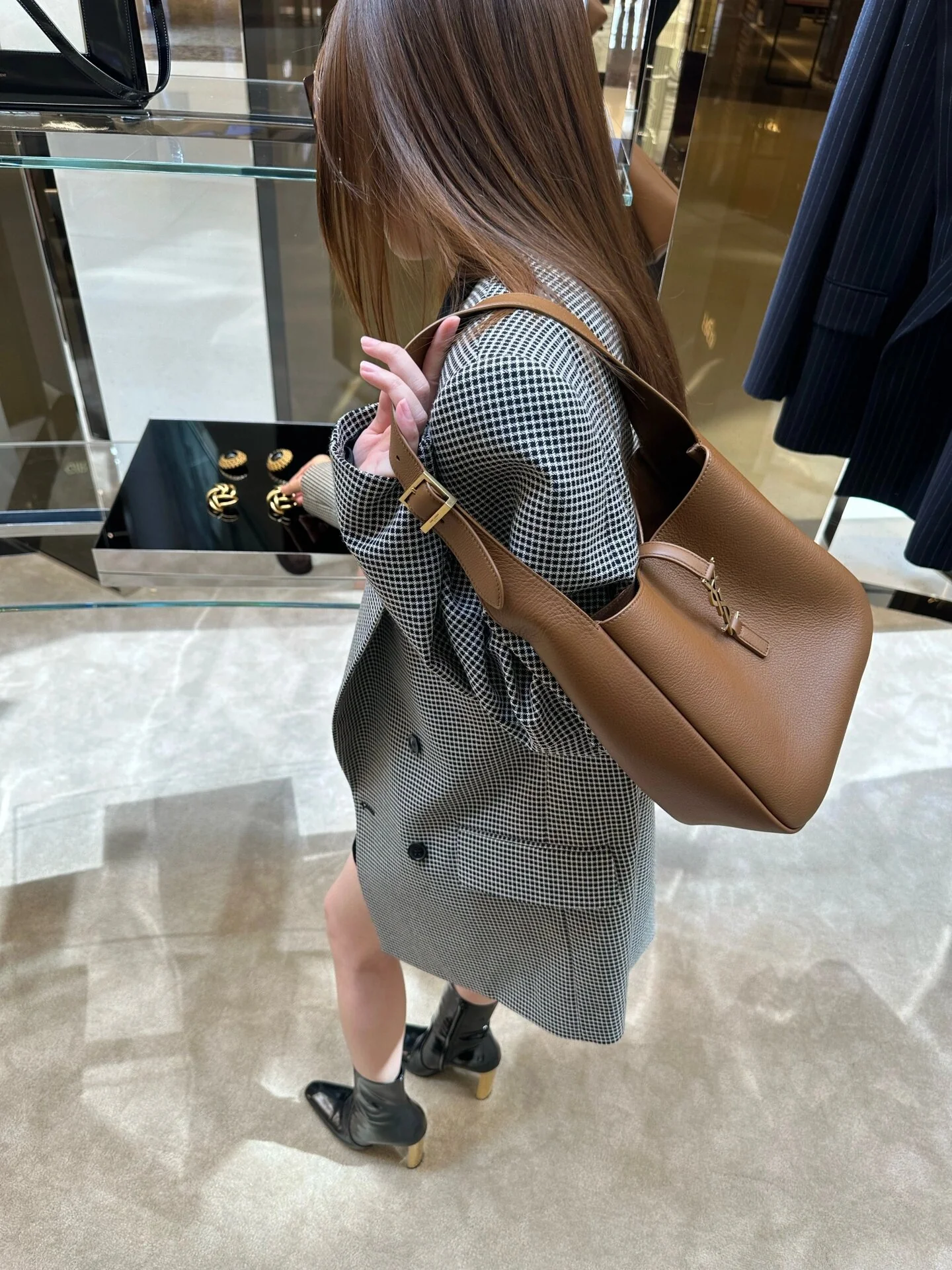 YSL-le-5a7-hobo-underarm bag-caramel brown