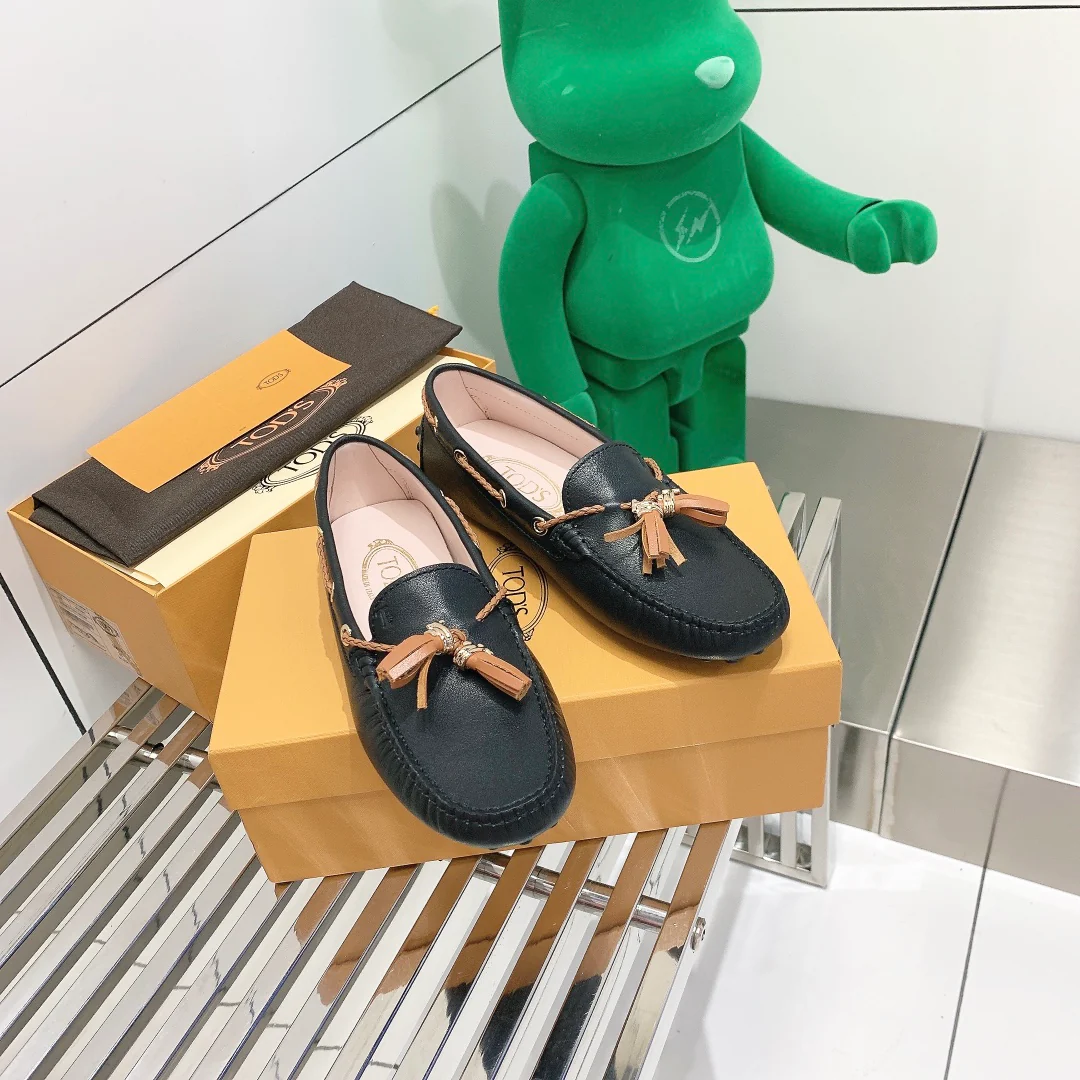 Tods - Подвеска с кисточкой - Лоферы - Туфли без шнурков - 2