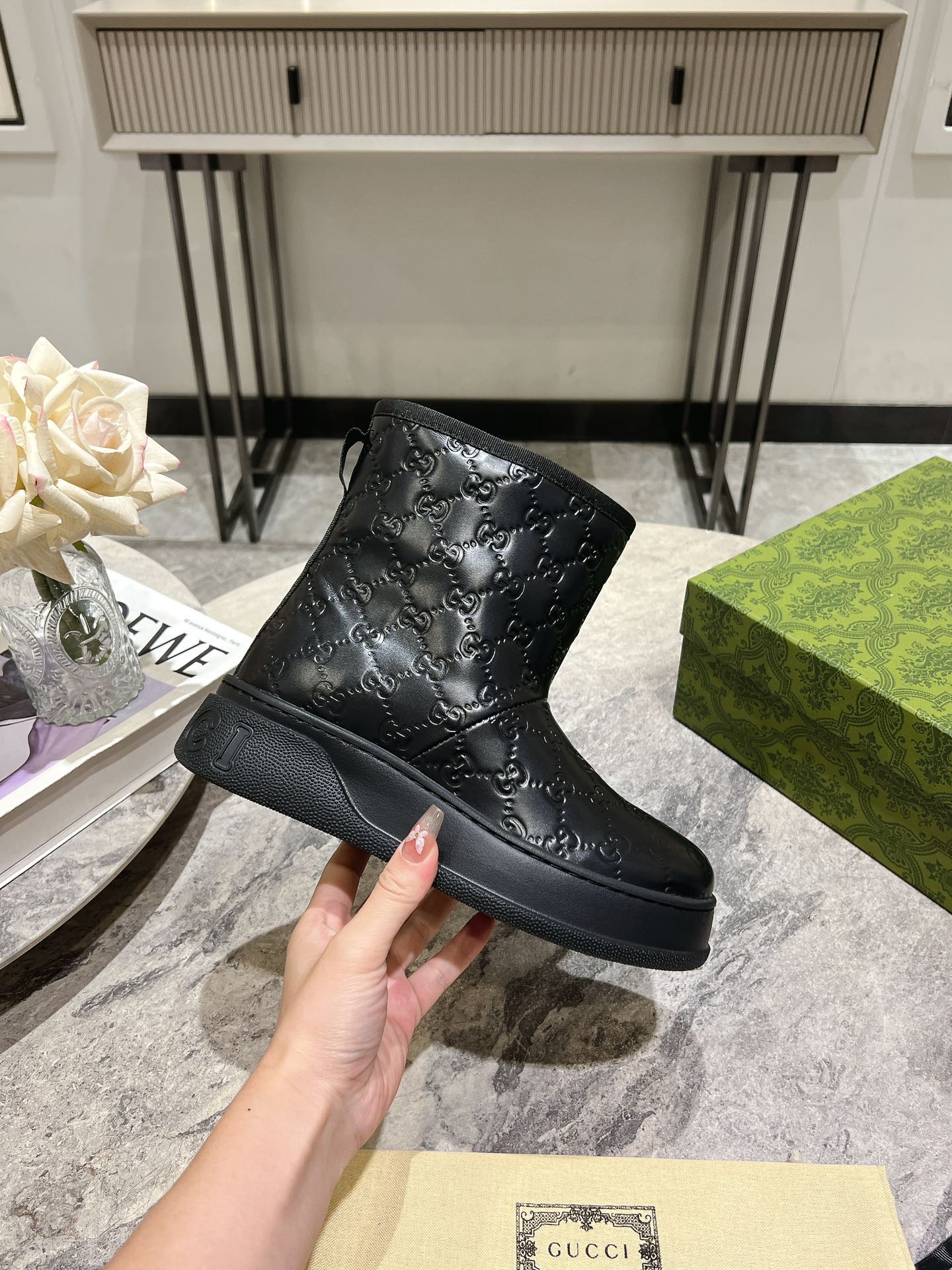 Шерстяные зимние сапоги Gucci 2024 - черные