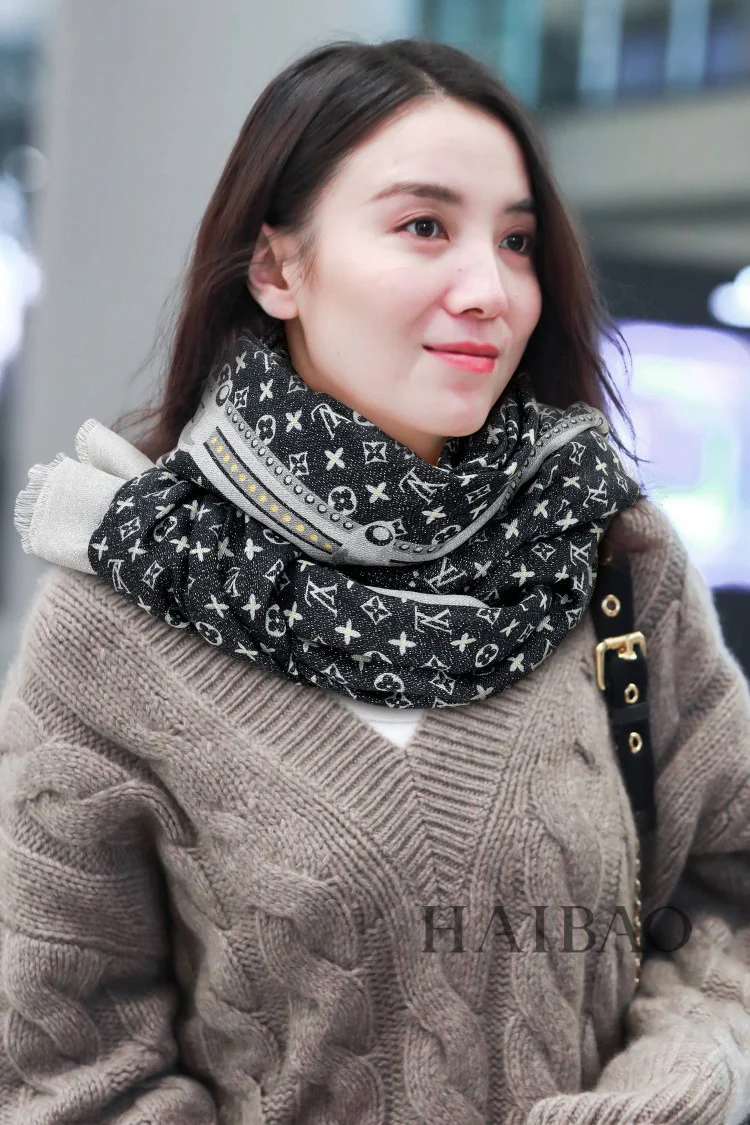 LV - Шарф с серебряной нитью для сумочки - 110-200 см - 100 г - Кашемир высшего качества - Черный