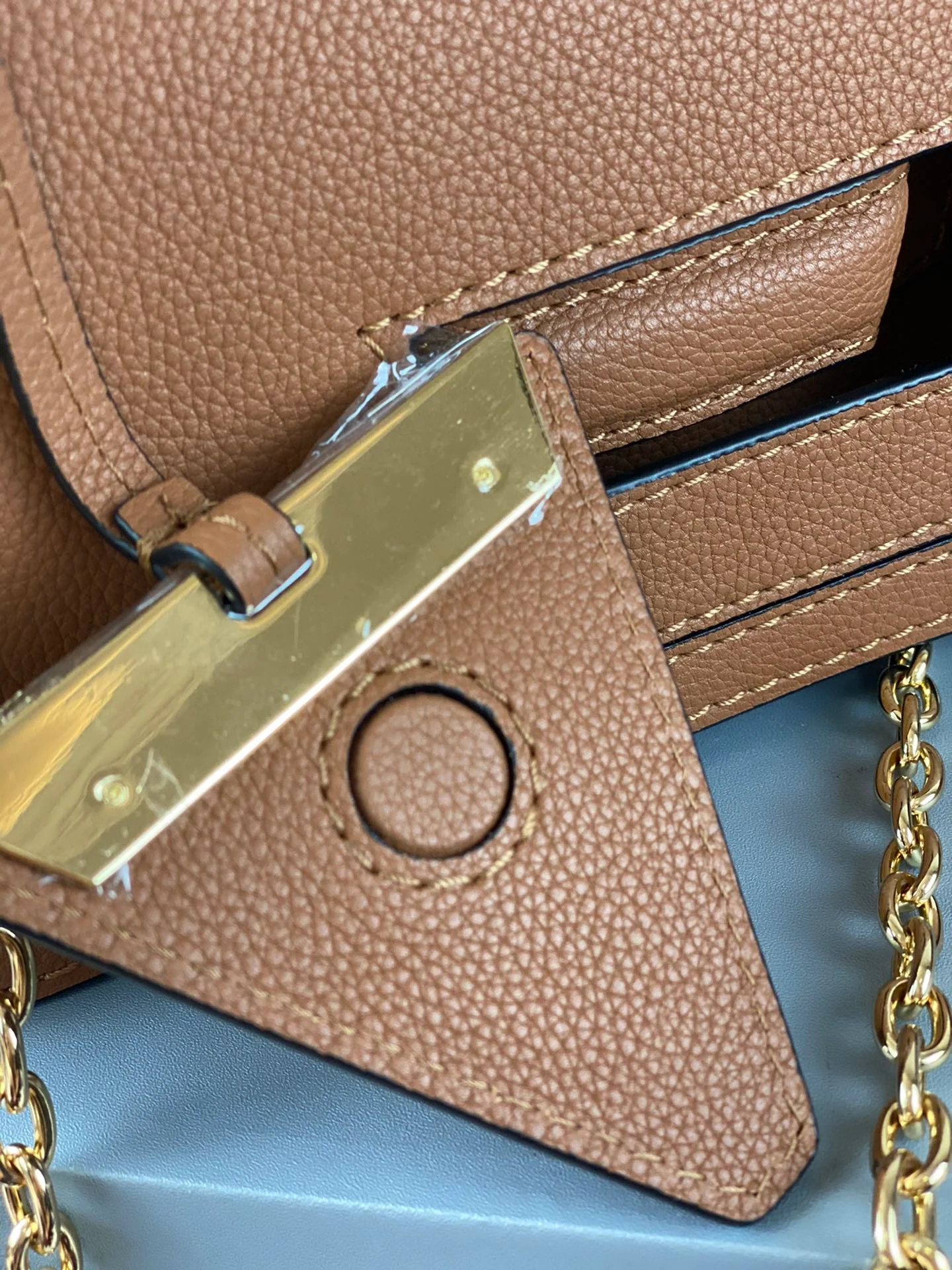 Сумка-треугольник Loewe, новая версия 2020 года - мягкая зернистая кожа - телячья кожа - 1 шт.