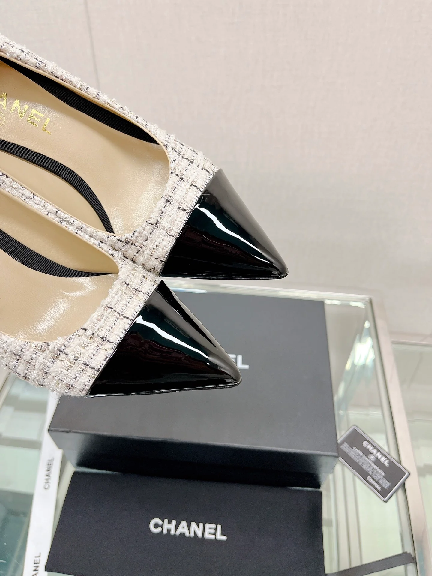 Туфли на высоком каблуке Chanel Coco Pearl - 8-5 см