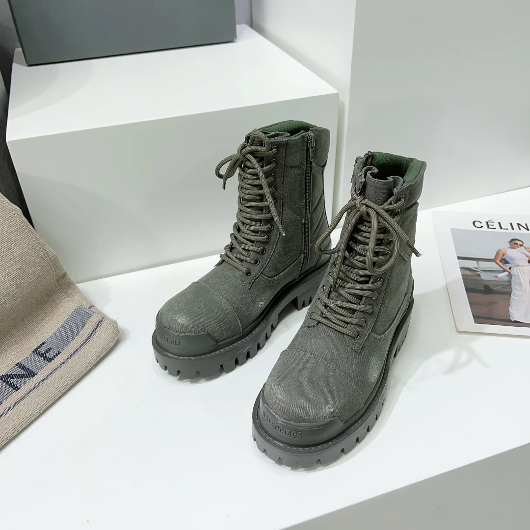 Balenciaga - Ботинки на платформе средней высоты со шнуровкой