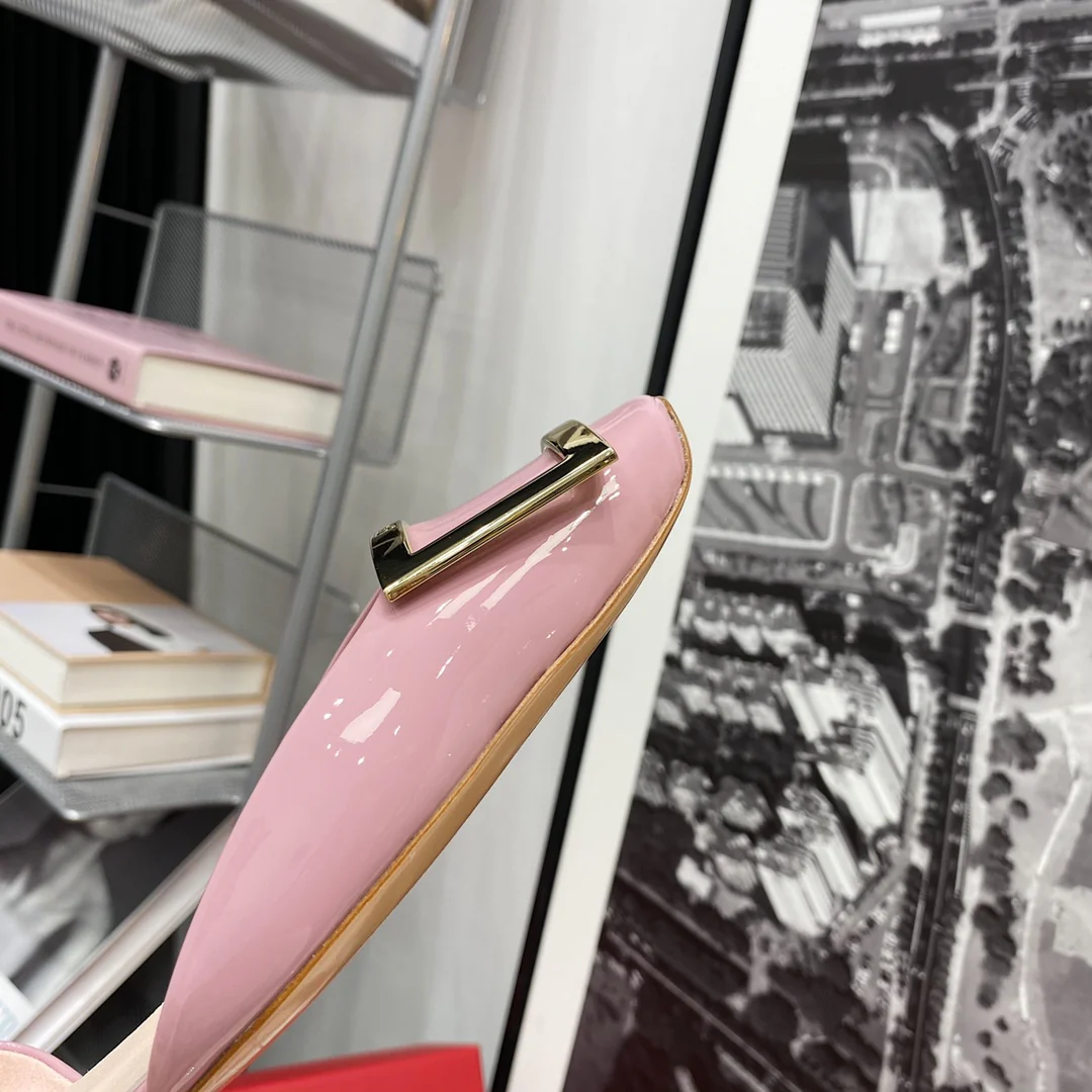 RV-Плоская подошва, полый квадратный носок, розовый и фиолетовый