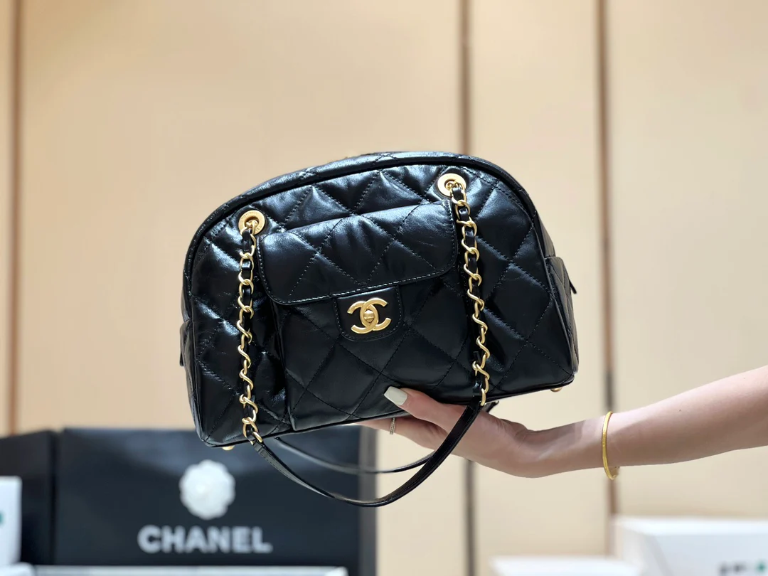 Сумка-боулинг Chanel Maxi - черная