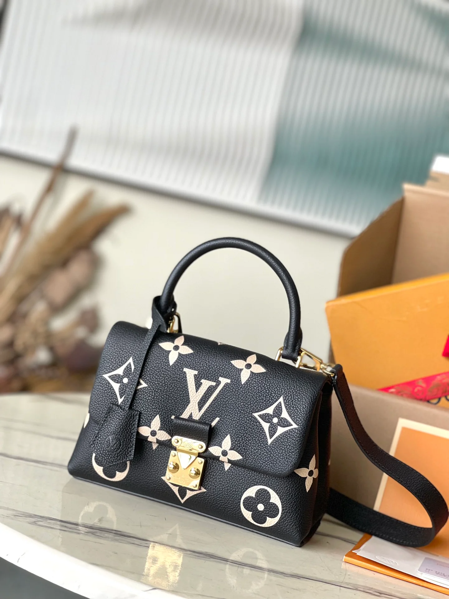 m45978-LV-madeleine-bb-handbag/crossbody bag-black printed