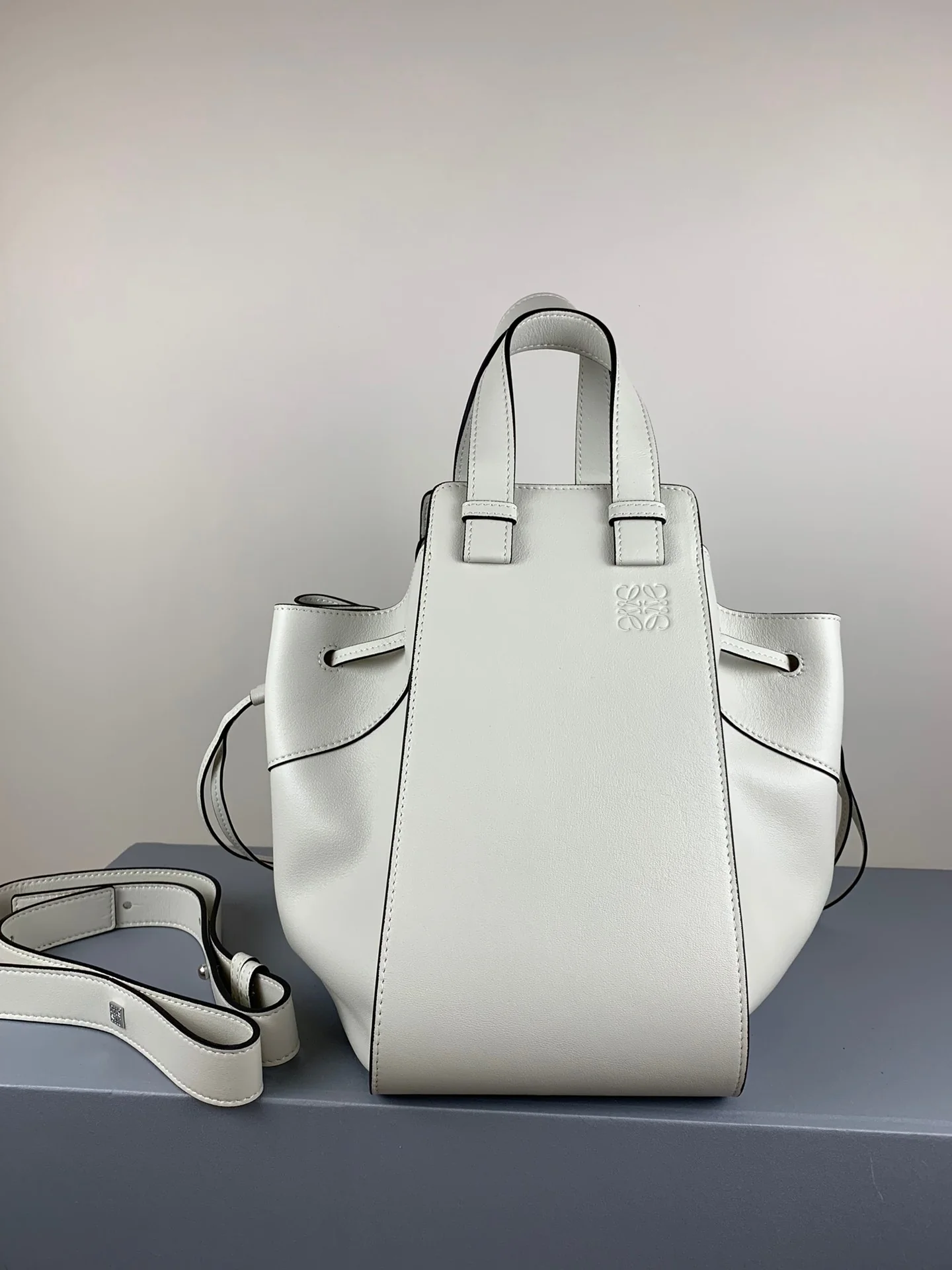 Гамак Loewe, средний размер, 33-28-16-см-18