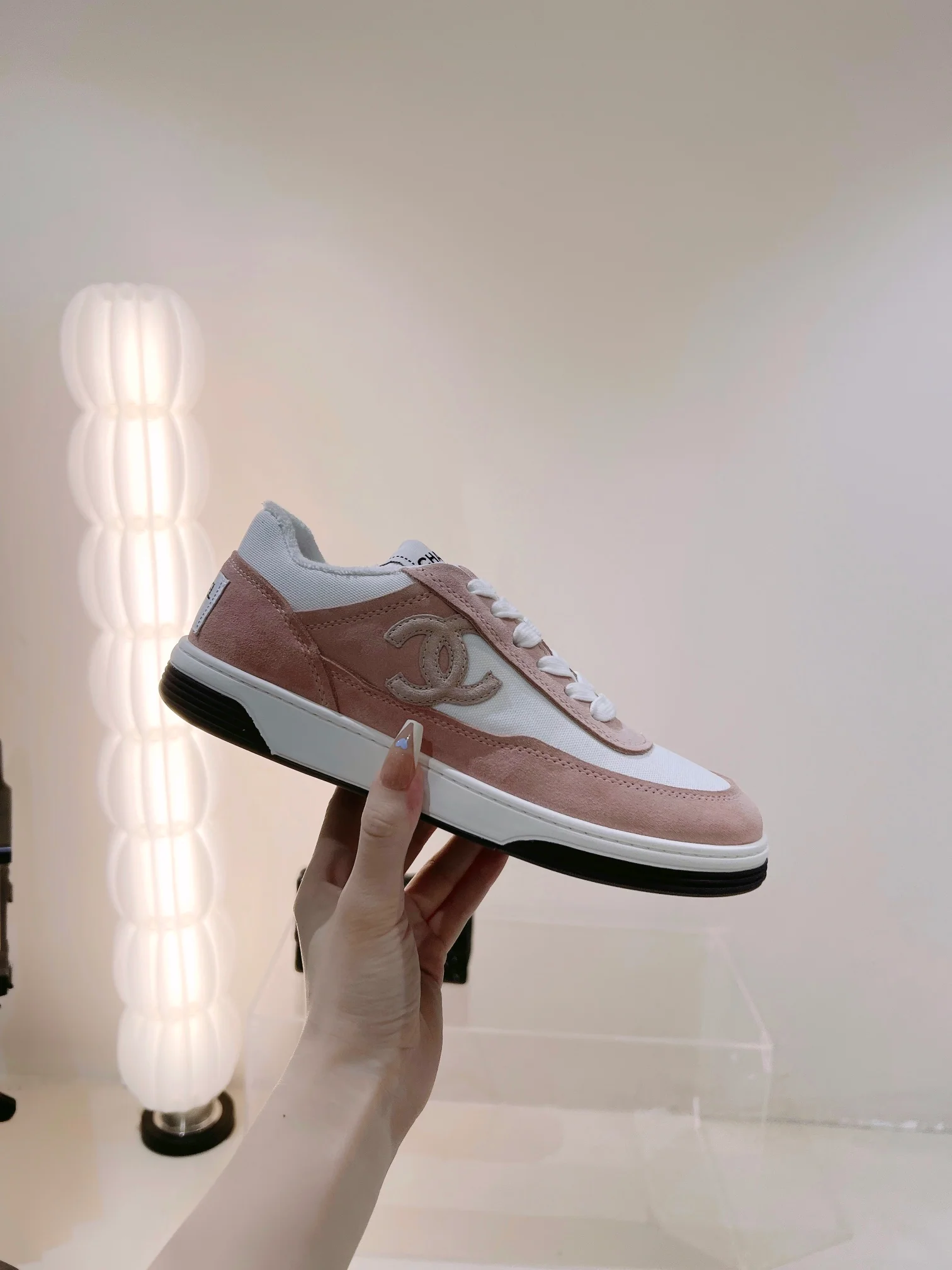 Новинка сезона осень/зима 2022 от Chanel - Повседневная обувь - Розовая