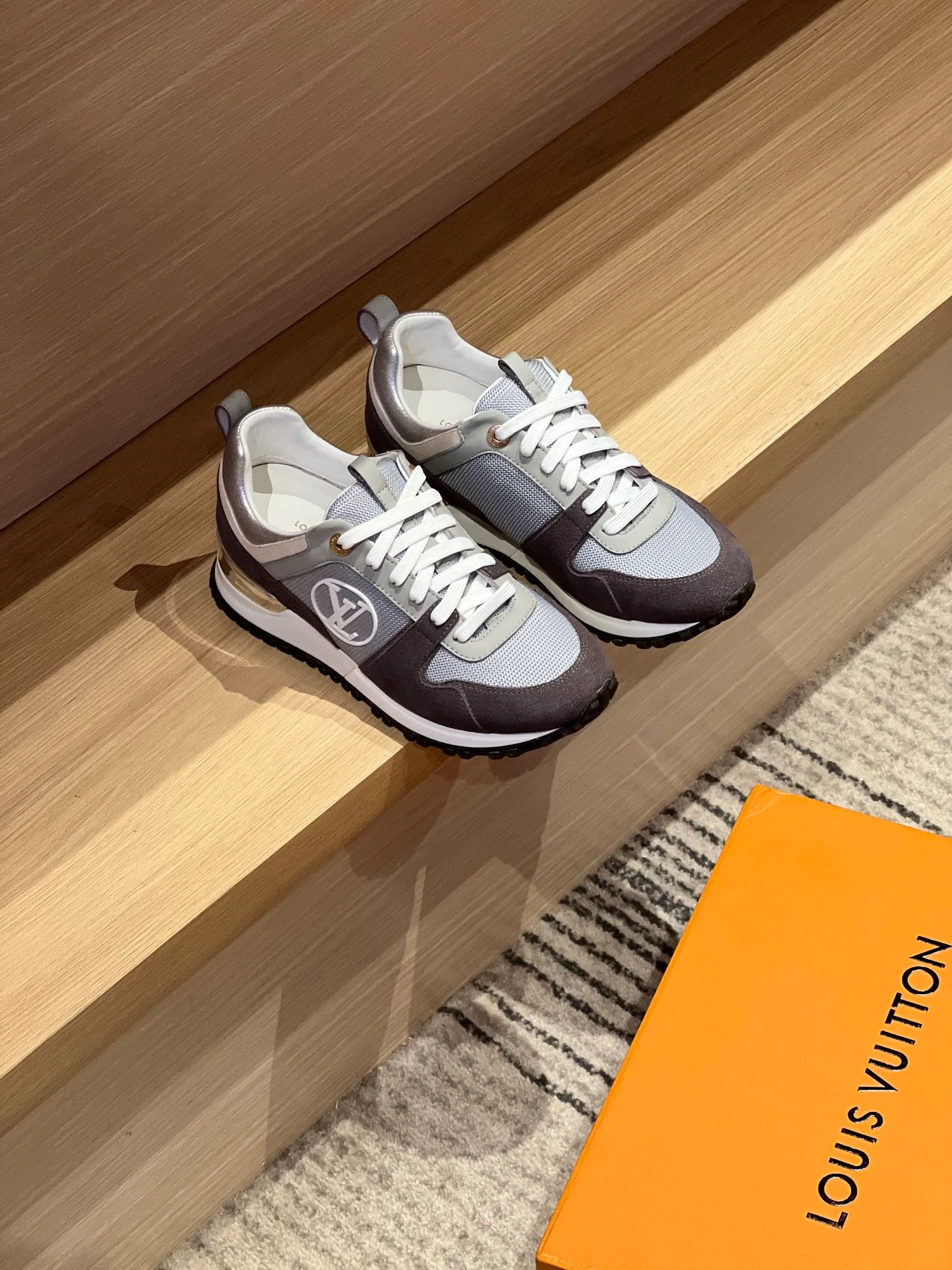 Кроссовки LV Run Away Series - Повседневные кроссовки - Железно-серый