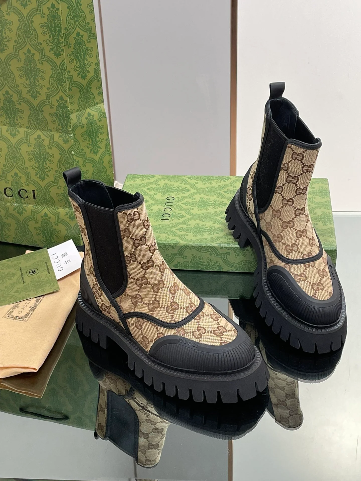 Ботинки Gucci Chelsea — унисекс — абрикосовый цвет