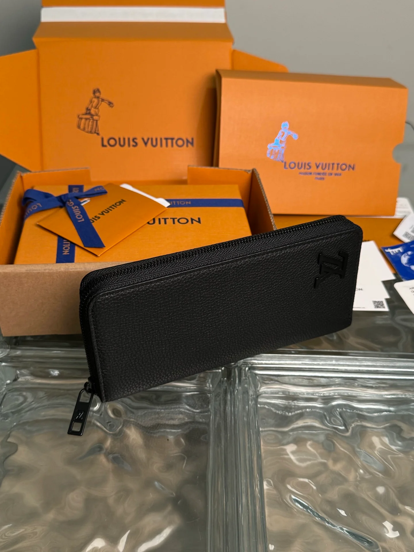 Мужской кошелек LV-m69979-zippy - черный