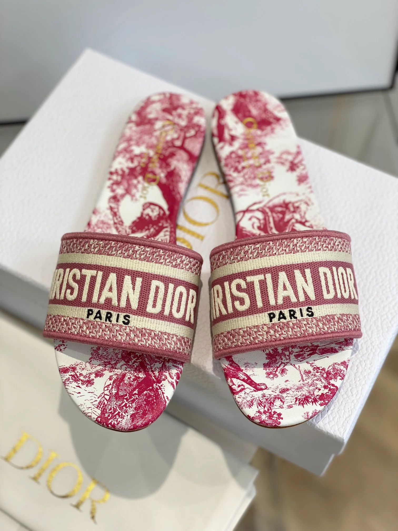 Тапочки Dior с жаккардовой вышивкой - розовые