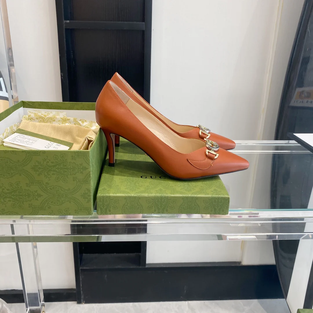 Gucci - Кожаные туфли на шпильке