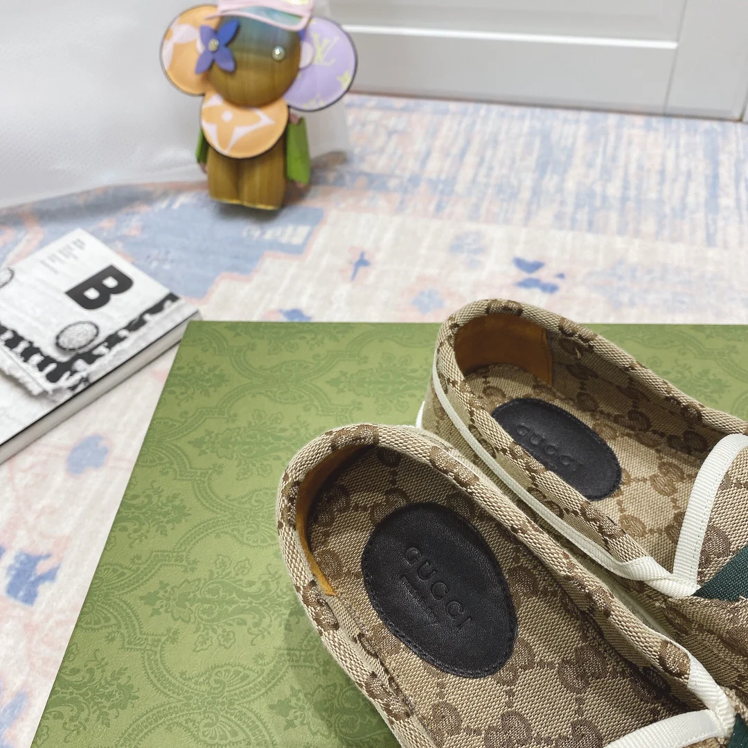 Gucci - Резиновая подошва - Туфли без шнурков - Лоферы - Унисекс - 1