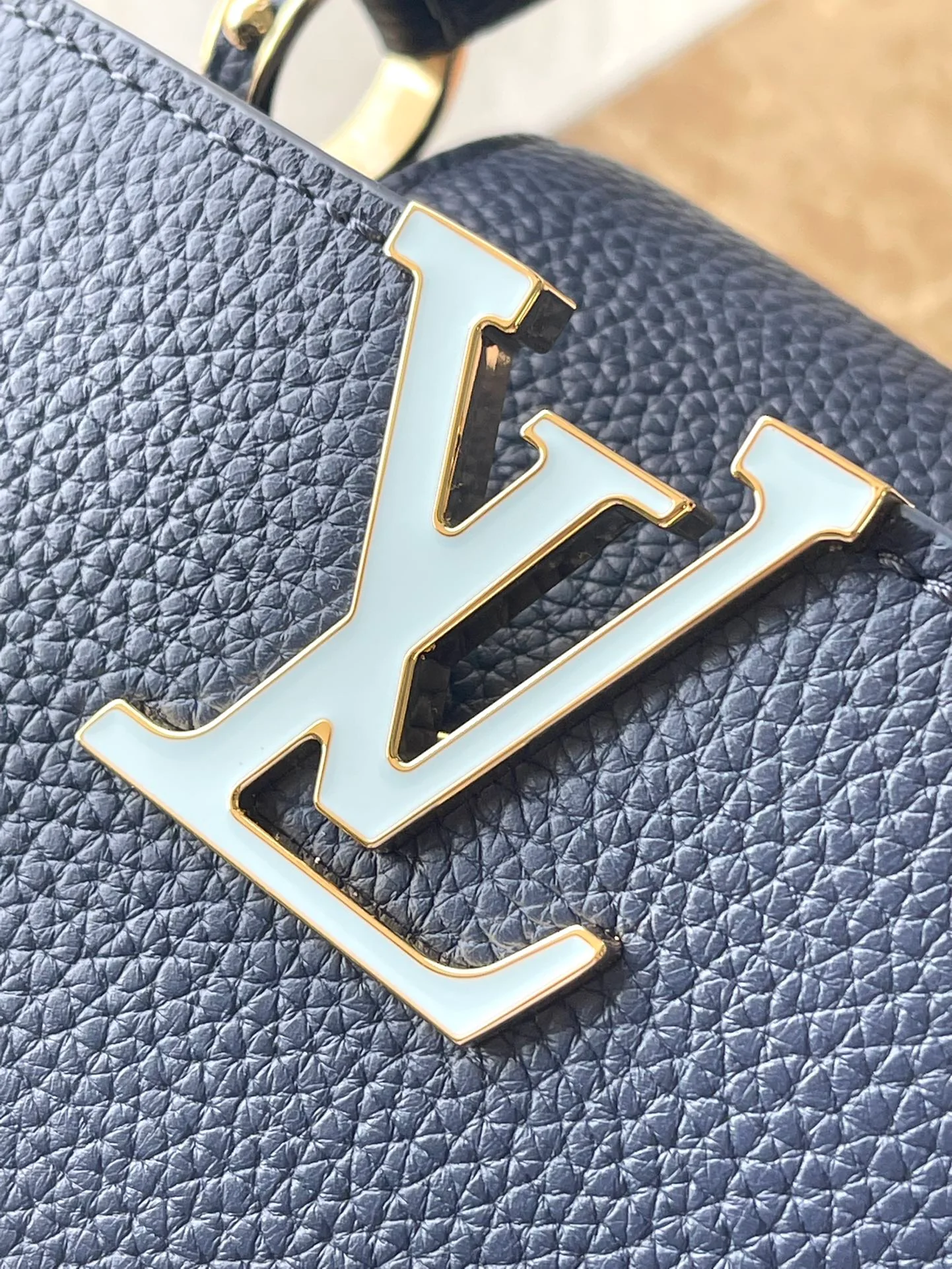 m23199-LV-capucines-mini-handbag/crossbody bag-blue