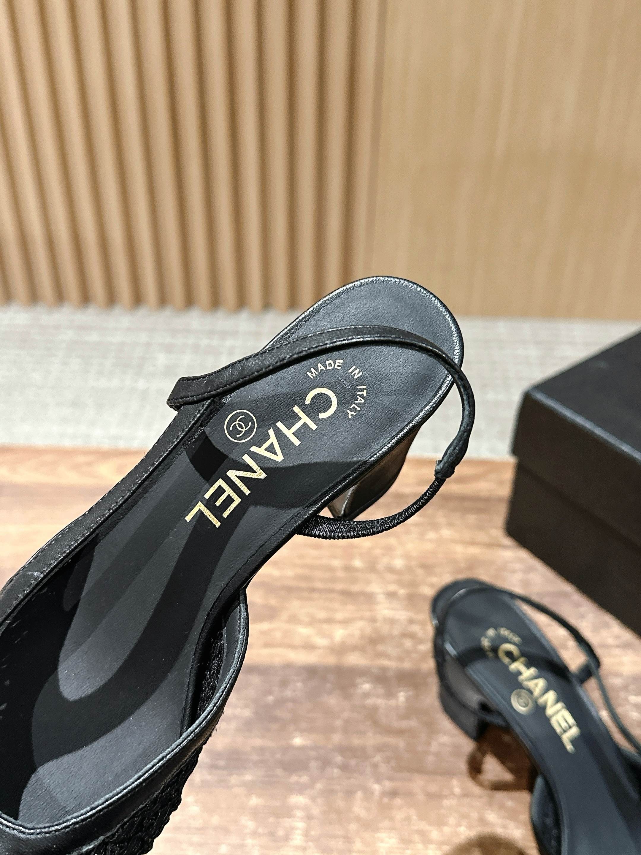 Chanel - Кружево и шаньдунский шелк - Туфли на массивном каблуке - Черные