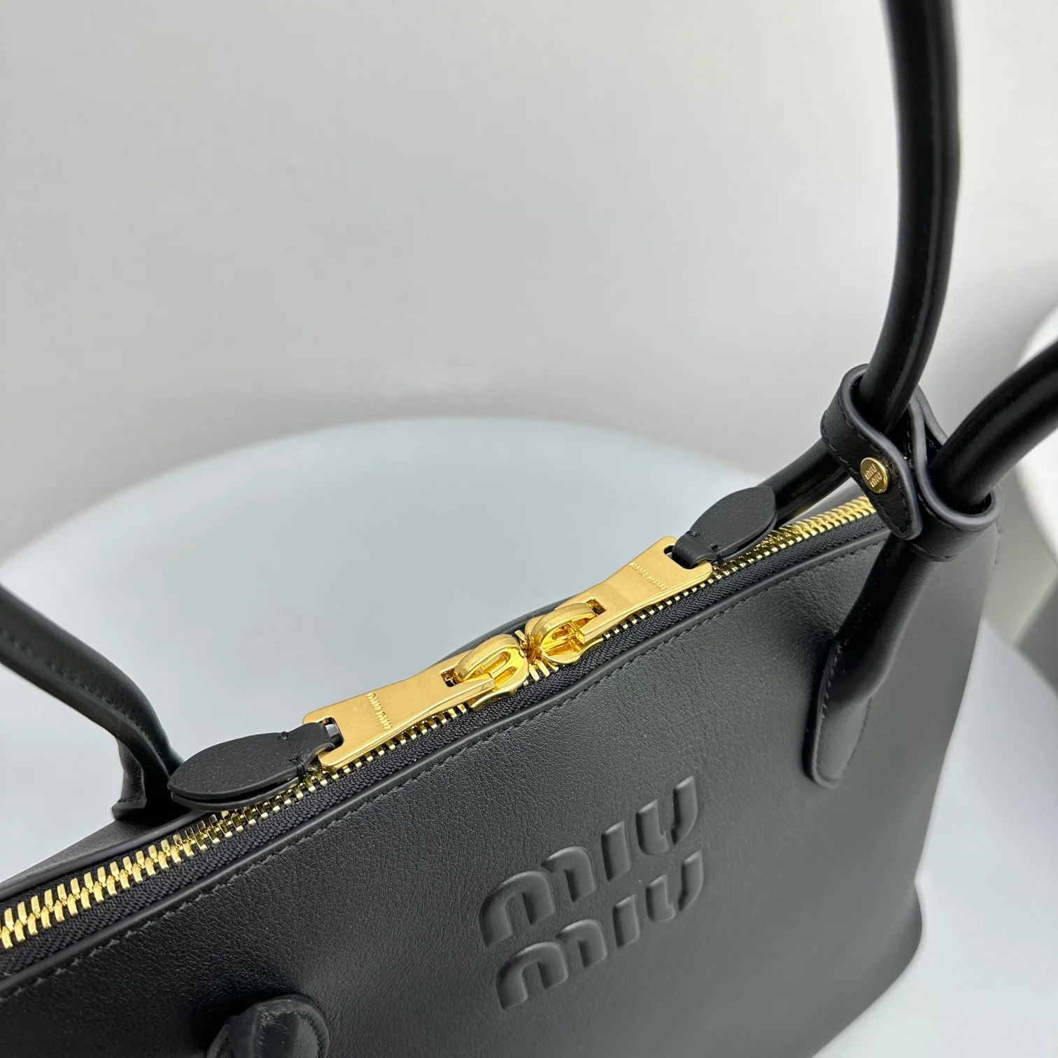 Мотоциклетная сумка Miu Miu-24ss