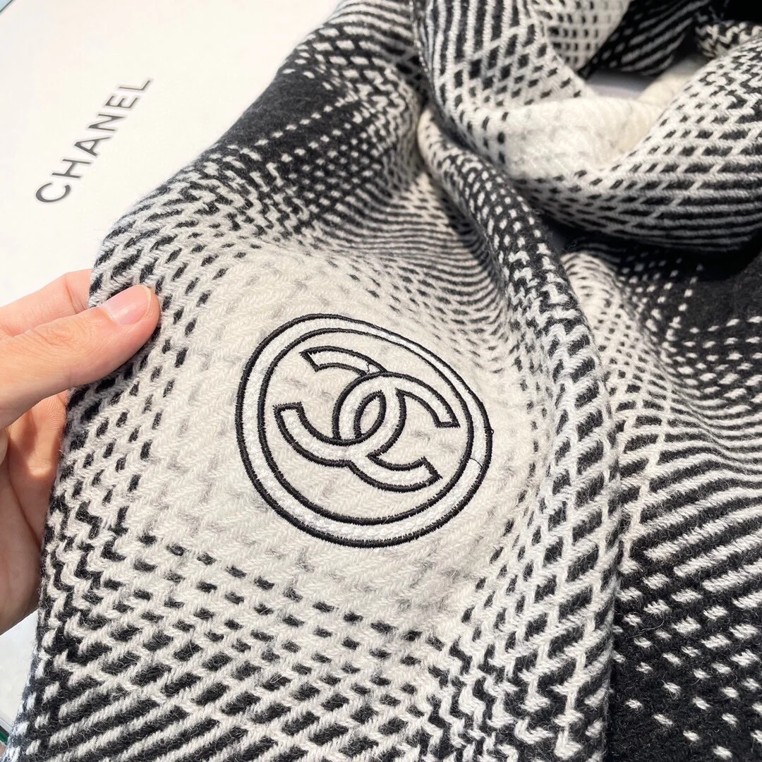 Шарф Chanel в клетку - 70 см - 200 см - 100% кашемир