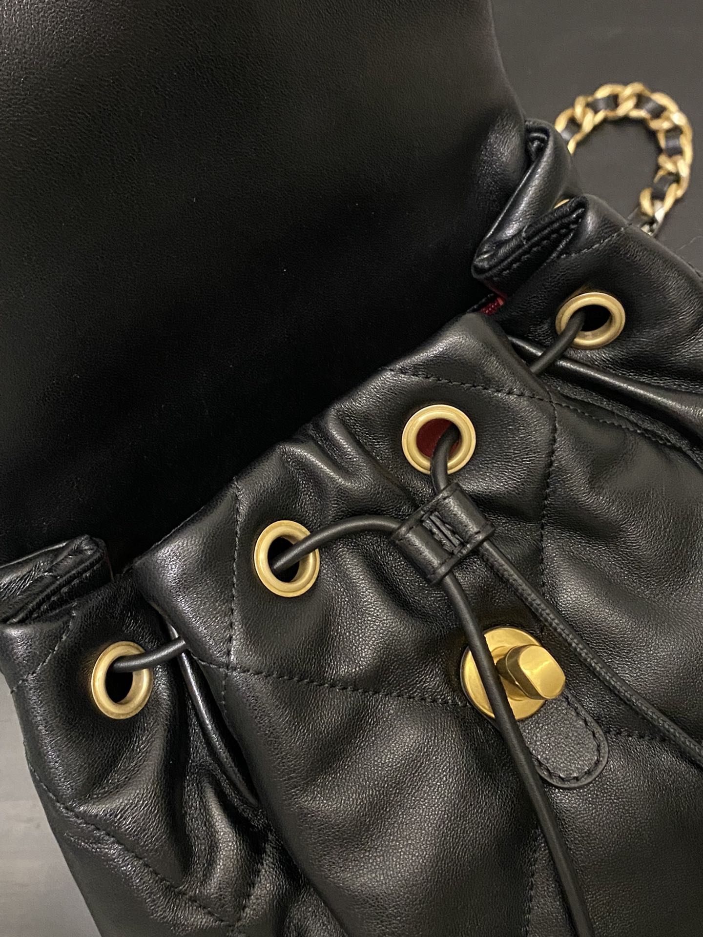 Рюкзак Chanel 24c — черный