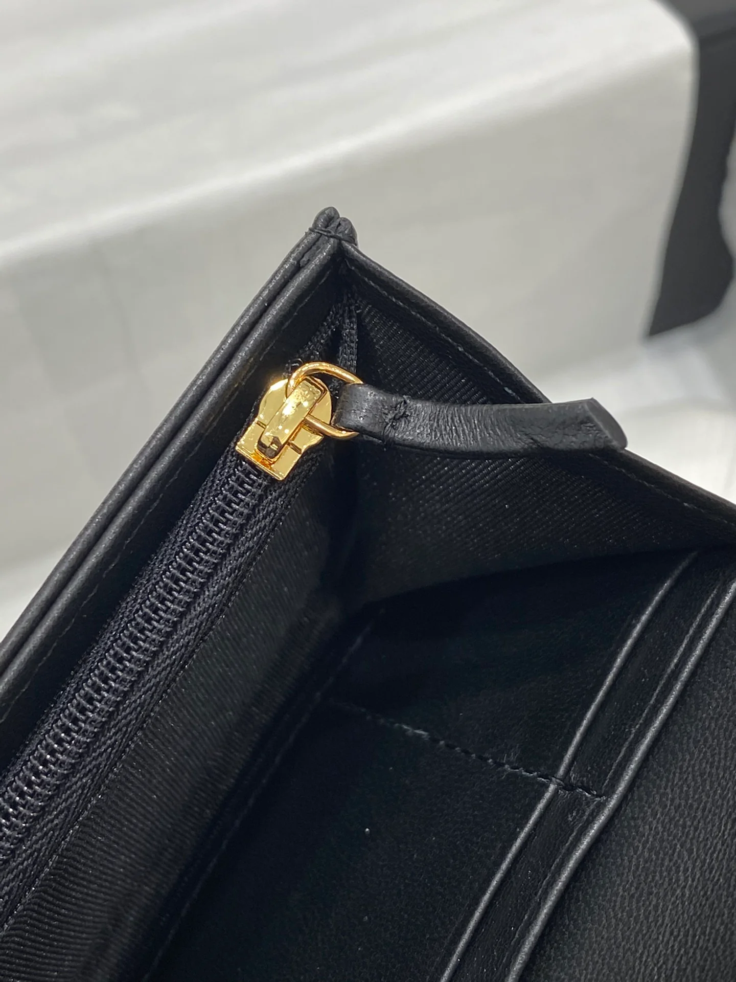 Chanel-19系列 大菱格翻盖长夹