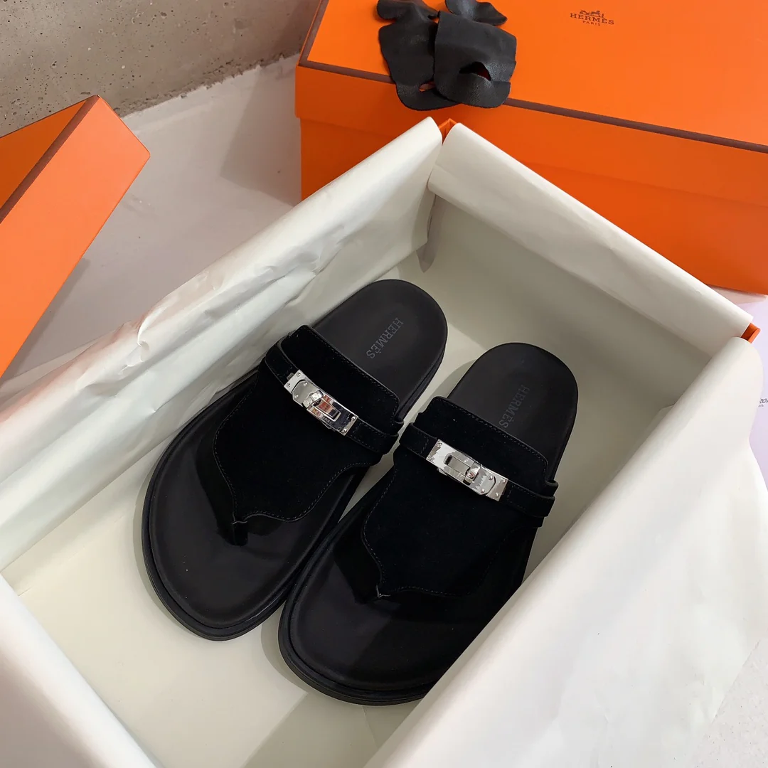 Шлёпанцы Hermes Kelly — чёрные