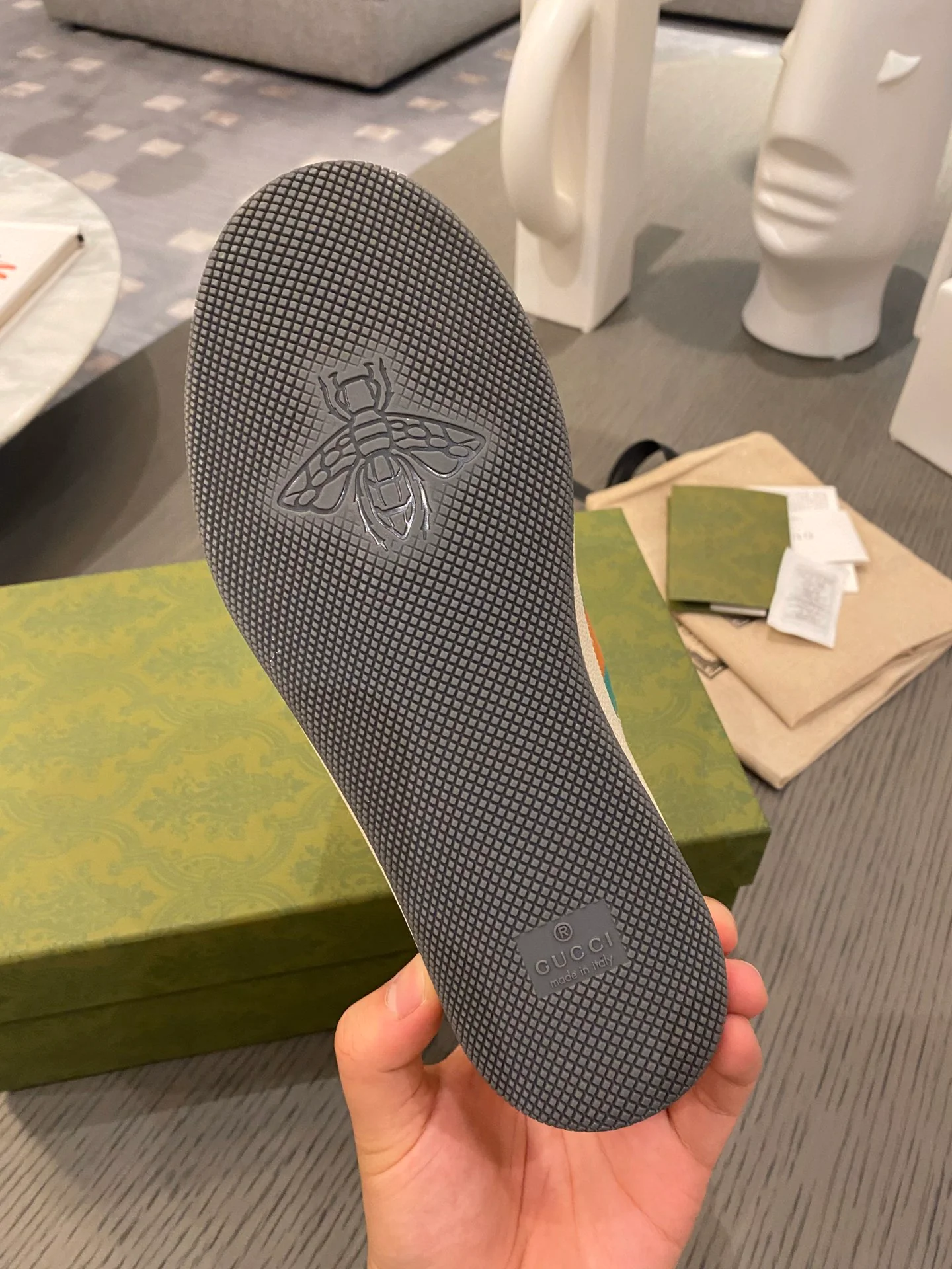 Gucci - Кроссовки - Повседневная обувь - 1