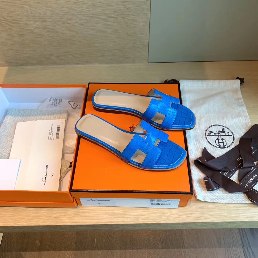 Сандалии Hermes на плоской подошве - узор 