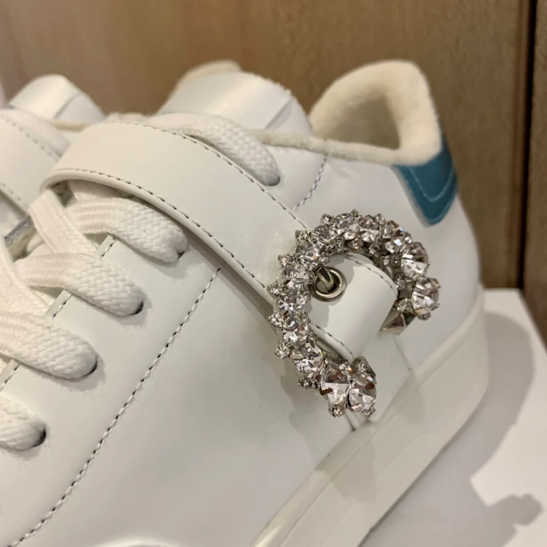 Кроссовки Jimmy Rhinestone Buckle White Sneakers Series - Облегающая обувь - 1