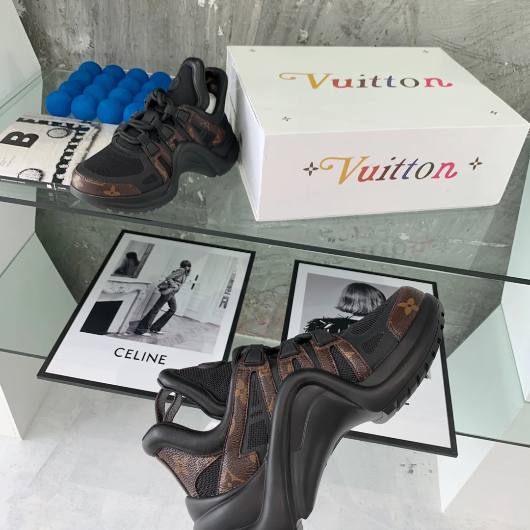 Обувь LV - массивные кроссовки LV - классическая кожа